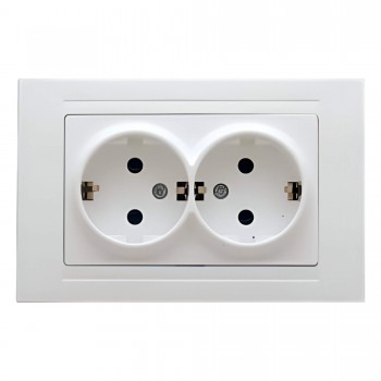 rozetka-dvojjnaja-gunsan-belaja-s-zazemleniem-01291100100150