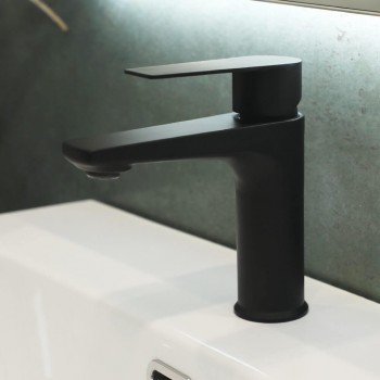 smesitel-dlja-rakoviny-mat-eco-aleo-odnorychazhnyjj-chernyjj-matovyjj