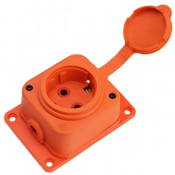 rozetka-shtepsel-naja-kauchukovaja-horoz-s-zazemleniem-16-a-230-v-ip44-s-kryshkojj-oranzhevaja-221-000-101