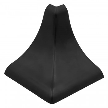 ugolok-vneshnijj-dlja-kukhonnogo-plintusa-plastikovyjj-chernyjj-30kh30-mm